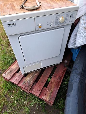 Miele t 494c droger beschikbaar voor biedingen