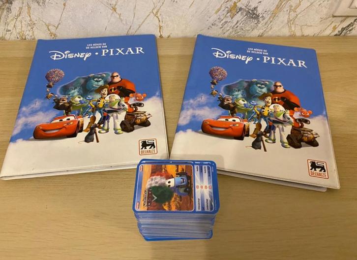 Disney Pixar verzamelmappen + stapel kaarten, Verzamelen, Disney, Ophalen of Verzenden