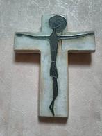 Vintage keramiek kruisbeeld van jaren 60, Ophalen of Verzenden, Gebruikt