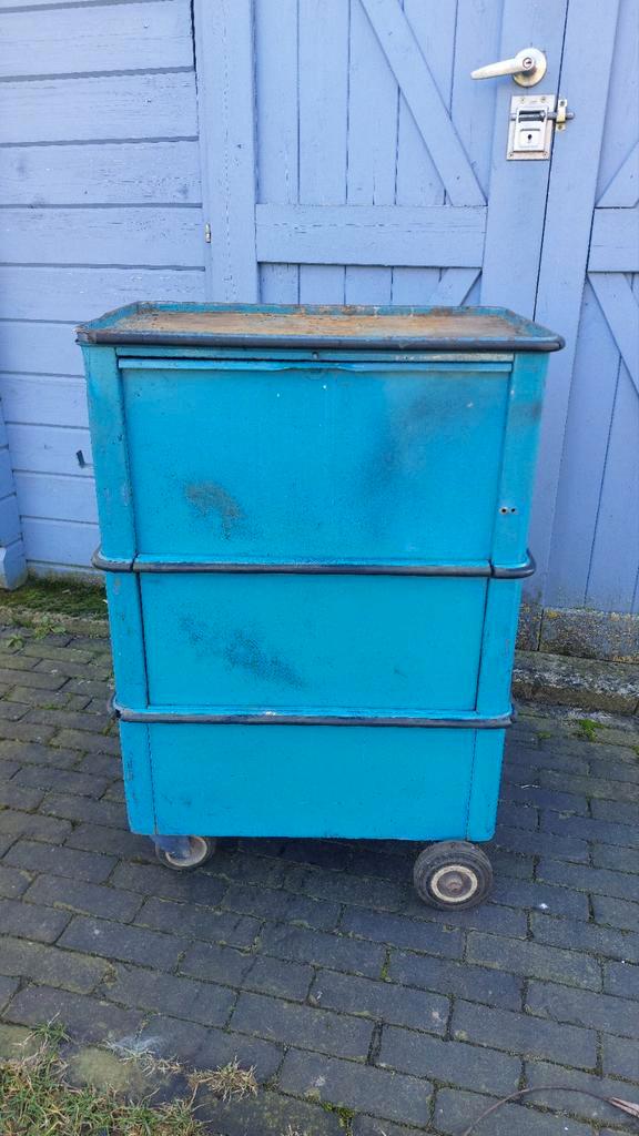 GEDORE gereedschapswagen, vintage werkkar,  oldtimer mancave, Bricolage & Construction, Boîtes à outils, Enlèvement