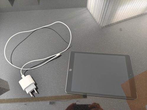 Ipad 8 (8e generatie, 2020), model A2429, Computers en Software, Apple iPads, Zo goed als nieuw, Apple iPad, Wi-Fi en Mobiel internet