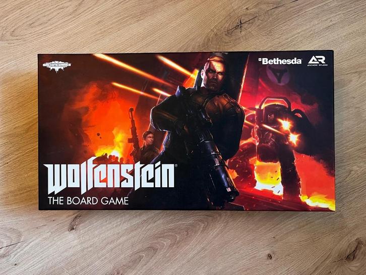 Wolfenstein: The Board Game, Hobby en Vrije tijd, Gezelschapsspellen | Bordspellen, Zo goed als nieuw, Een of twee spelers, Drie of vier spelers