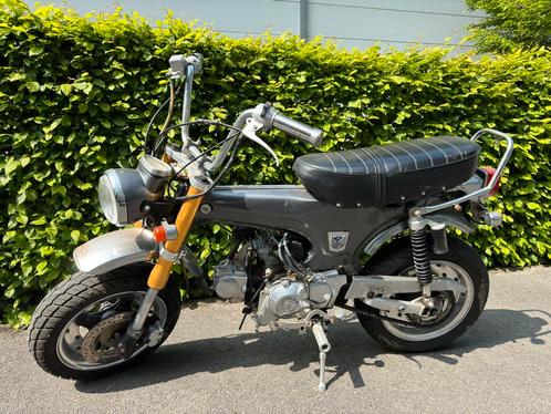 Skyteam pro (dax) 50cc, Fietsen en Brommers, Brommers | Honda, Zo goed als nieuw, Klasse B (45 km/u), Ophalen