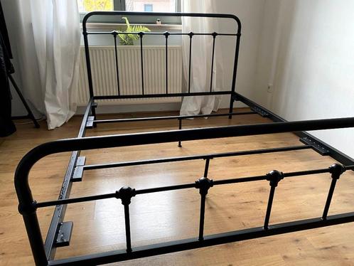 metalen bed frame + lattenbodem, Huis en Inrichting, Slaapkamer | Bedden, Gebruikt, Tweepersoons, 140 cm, 200 cm, Metaal, Zwart