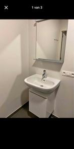 Badkamer meubel met lavabo en spielgel, Huis en Inrichting, Badkamer | Badkamermeubels, Ophalen