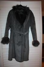 kledingpakket voor dames: jassen en vesten, maat S, Kleding | Dames, Dames-kledingpakketten, Ophalen of Verzenden, Zo goed als nieuw