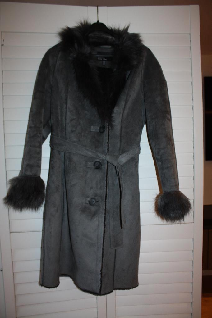 kledingpakket voor dames: jassen en vesten, maat S, Kleding | Dames, Dames-kledingpakketten, Zo goed als nieuw, Maat 36 (S), Ophalen of Verzenden