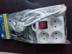 Boîtier d'extension à 3 prises., Bricolage & Construction, Électricité & Câbles, Enlèvement ou Envoi, Neuf