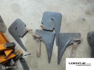 set mudflaps modderkuipen bmw e30 325i 320i 318 316 323i et beschikbaar voor biedingen
