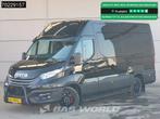 Iveco Daily 35S16 Automaat Black Edition L2H2 Airco Cruise L, Auto's, Bestelwagens en Lichte vracht, Stof, Euro 6, Iveco, Zwart