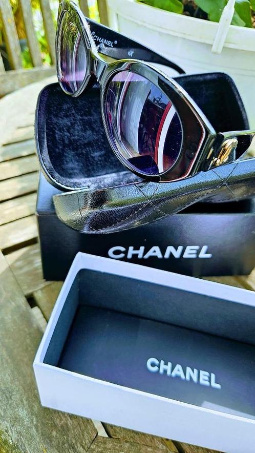 CHANEL Zonnebril - Unisex - AUTHENTIC, Handtassen en Accessoires, Zonnebrillen en Brillen | Dames, Zo goed als nieuw, Zonnebril