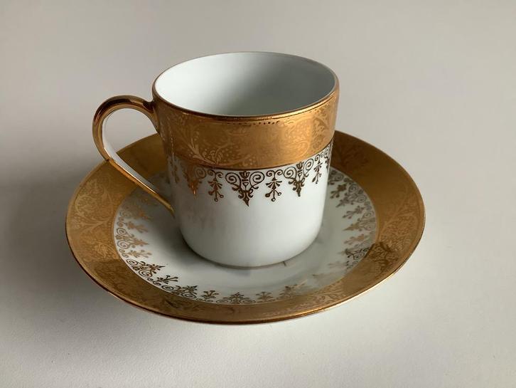 Demitasse en porcelaine de Limoges, Antiquités & Art, Antiquités | Porcelaine, Enlèvement ou Envoi