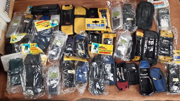 Lot oude retro zakjes voor GSM., Verzamelen, Retro, Audio en Video, Ophalen