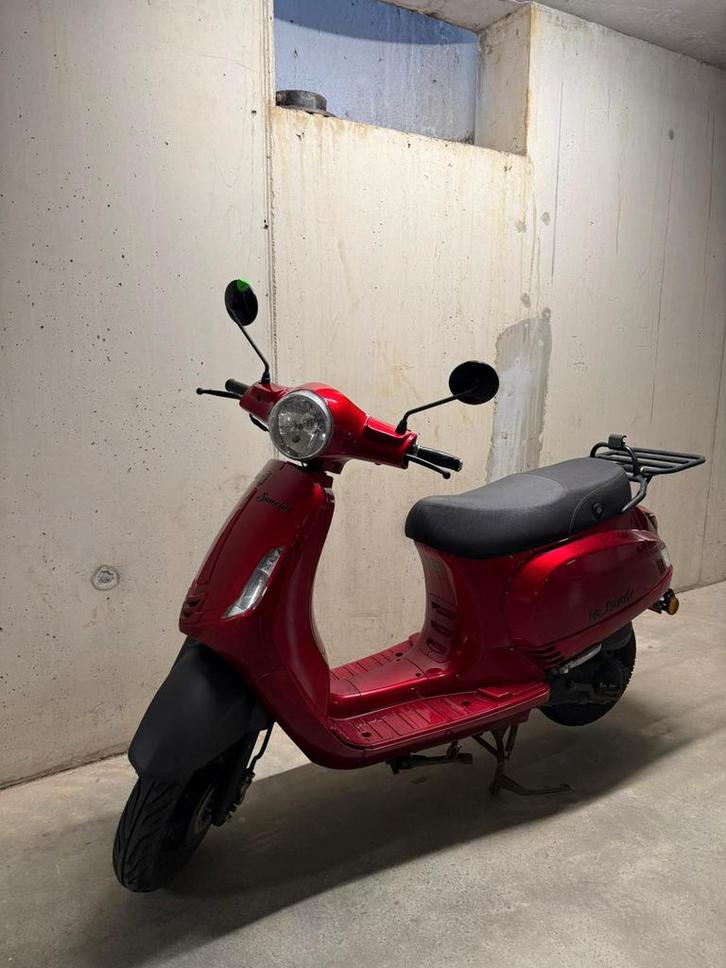 La souri's Sourini, Fietsen en Brommers, Scooters | Overige merken, Zo goed als nieuw, Benzine, Ophalen