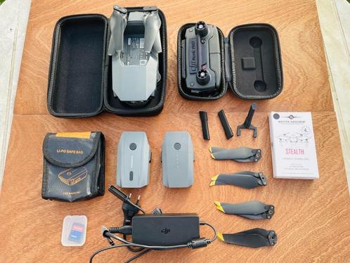 DJI MAVIC PRO - Plusieurs batteries , hélices et accessoires, TV, Hi-fi & Vidéo, Drones, Comme neuf, Enlèvement ou Envoi