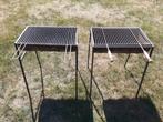 2 BBQ-stellen met bijhorende roosters, Tuin en Terras, Houtskoolbarbecues, Ophalen, Zo goed als nieuw