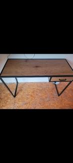 Bureau Weba, Ophalen, Zo goed als nieuw