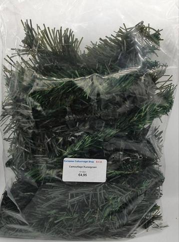 Camouflage kunstgroen  beschikbaar voor biedingen