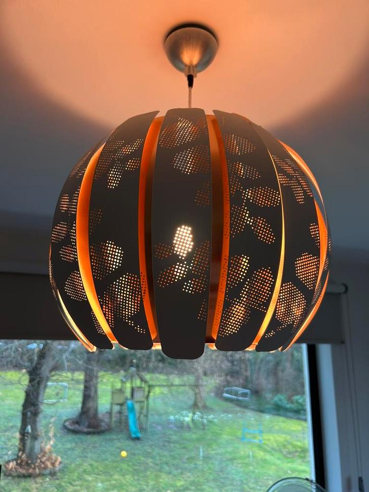 Lampe suspendue au design moderne, Maison & Meubles, Lampes | Suspensions, Comme neuf, Métal, Enlèvement