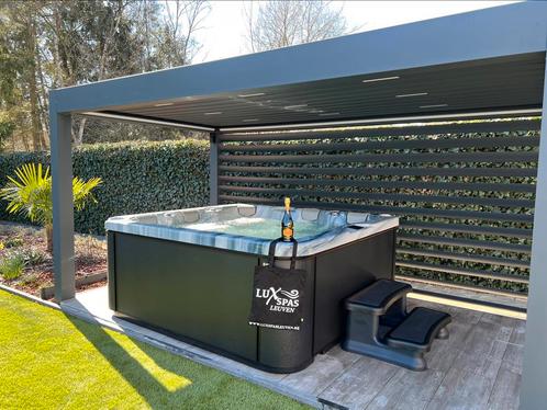 Top Jacuzzi! Viskan Hasselo 5p / Zweedse top spa!, Jardin & Terrasse, Jacuzzis, Neuf, Fixé, Couverture, Filtre, Pompe, Escalier