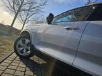 Volvo Xc40 1.5 essence T2 Momentum Pro *automatique*en parfa, SUV ou Tout-terrain, 5 places, Carnet d'entretien, 1477 cm³