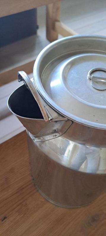 melkkan  beschikbaar voor biedingen