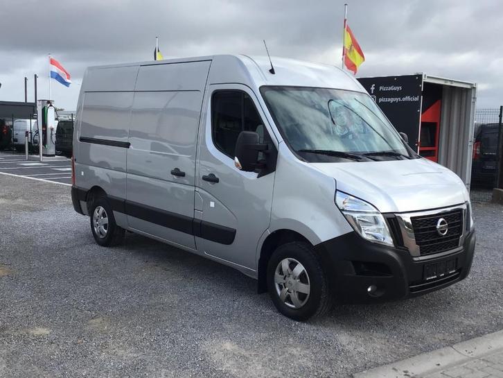 nissan interstar l2h2 136pk 2023 17000km full/option 20950e, Auto's, Bestelwagens en Lichte vracht, Bedrijf, Te koop, ABS, Achteruitrijcamera