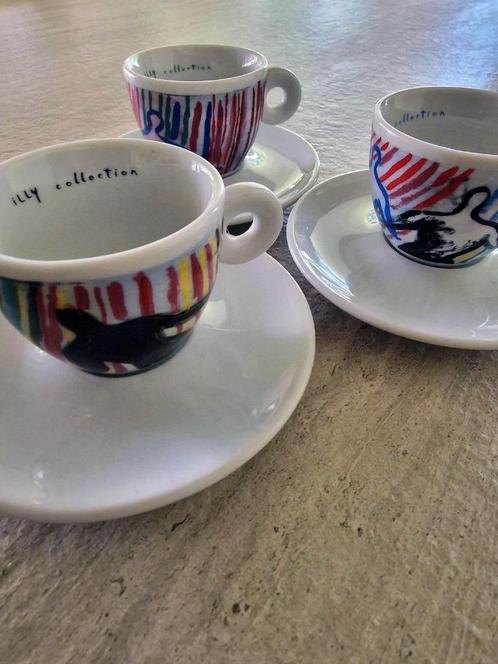 Illy Art Collection, Sandro Chia 6 Espresso kop en schotels, Verzamelen, Porselein, Kristal en Bestek, Zo goed als nieuw, Kop en/of schotel