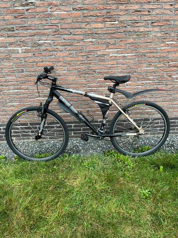 Mtb decathlon beschikbaar voor biedingen