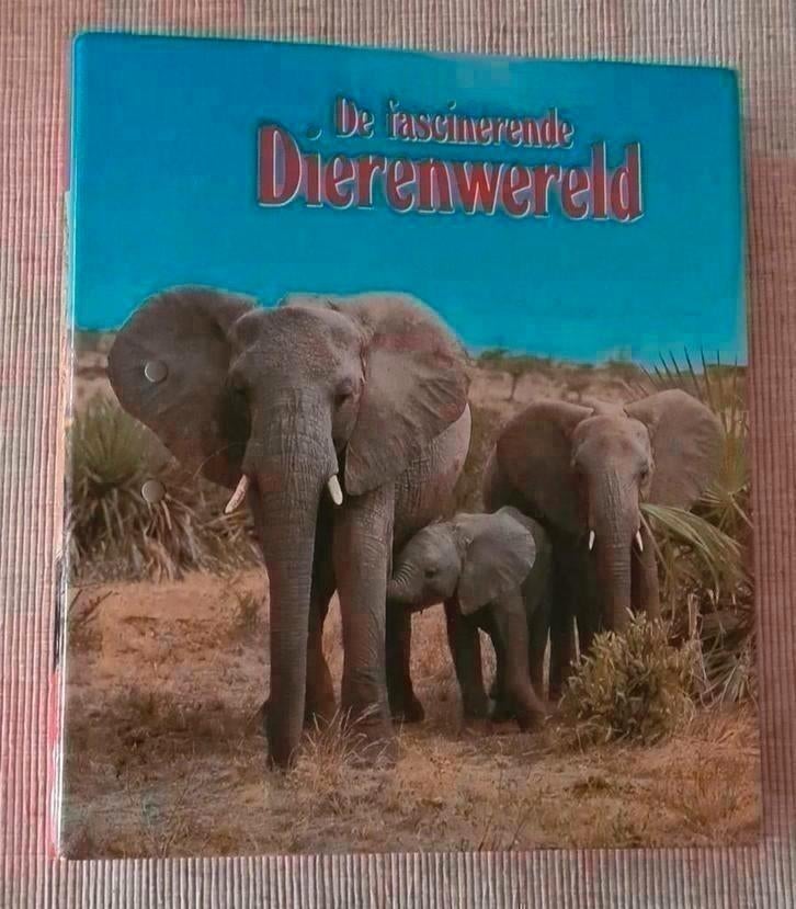 Kaft met informatieve fiches "De fascinerende Dierenwereld", Boeken, Ophalen of Verzenden