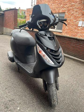 Piaggio zip A klasse beschikbaar voor biedingen