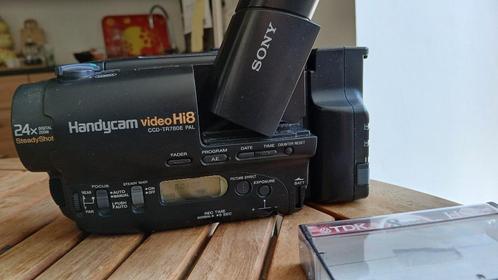 Sony camera analogique ccd tr780 HI8 video 8 parfait, Audio, Tv en Foto, Videocamera's Analoog, Camera, Hi 8, Ophalen of Verzenden