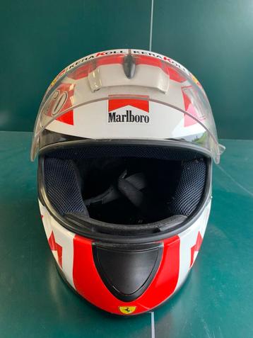 Replica Michael Schumacher helm van merk Schuberth