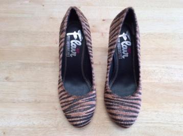 Te koop dames schoenen maat 37