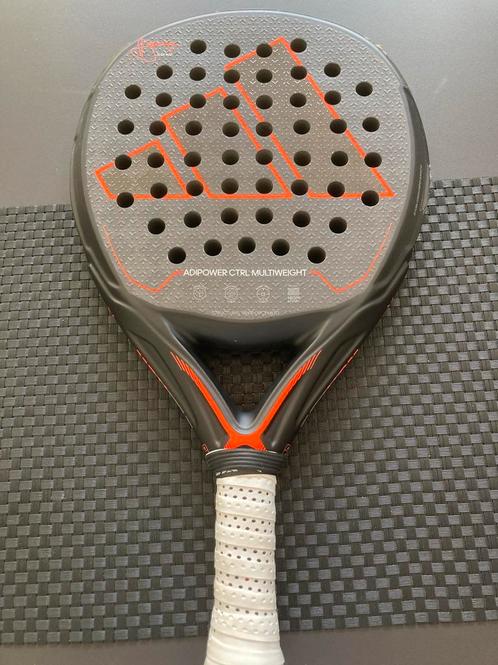 Adidas Adipower CTRL Multiweight, Sport en Fitness, Padel, Zo goed als nieuw, Ophalen of Verzenden
