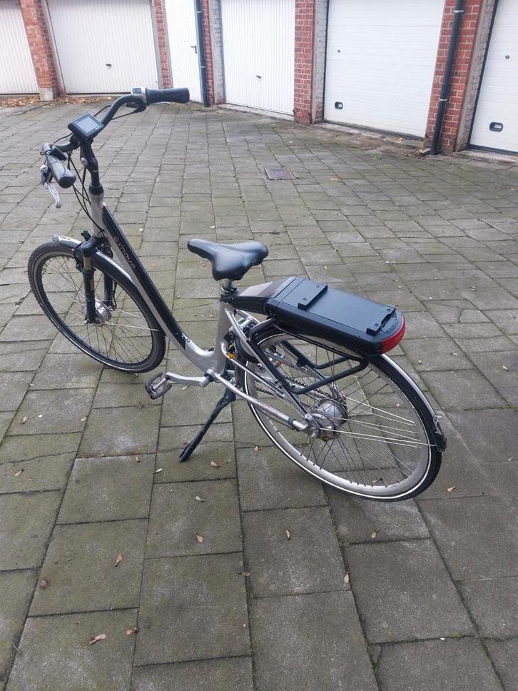 Vélo électrique e-move . Fonctionne très bien, Vélos & Vélomoteurs, Vélos électriques, Enlèvement