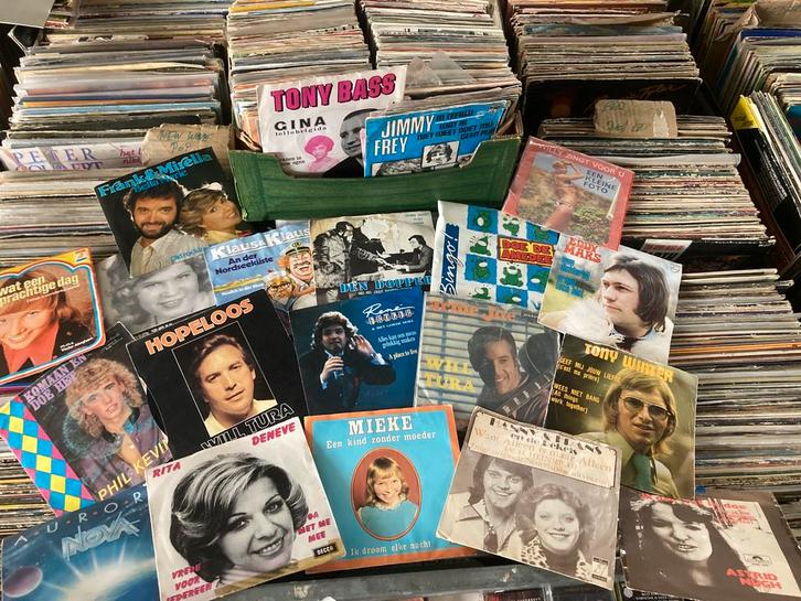 CADEAUTIP Lot van 200 Singles: Nederlands/Vlaams/Piraat…, Cd's en Dvd's, Vinyl Singles, Zo goed als nieuw, Ophalen