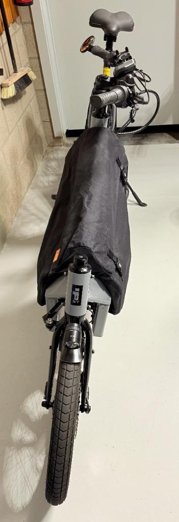 Cargo/bakfiets Bosch Performance CX, riemaandrijving!!! beschikbaar voor biedingen