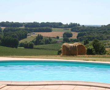 Vakantiewoning (12p) met fantastisch pano zicht in Charente