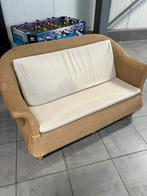 Chaise en bambou, Enlèvement