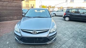 Hyundai i30* 1.6D*12/2011*Eur5*300.000km*A/C beschikbaar voor biedingen