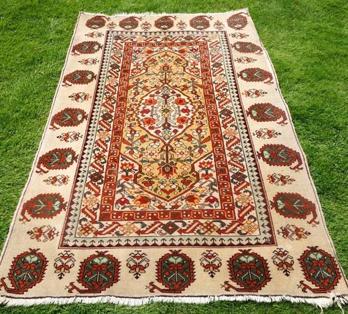 Oud oosters tribaal tapijt Thousand Flowers eind 19e eeuw, Antiek en Kunst, Antiek | Tapijten, Tafelkleden en Textiel, Ophalen of Verzenden