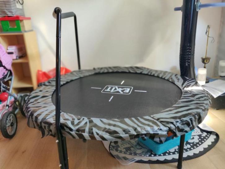 Trampoline met beugel, Kinderen en Baby's, Overige Kinderen en Baby's, Zo goed als nieuw, Ophalen of Verzenden