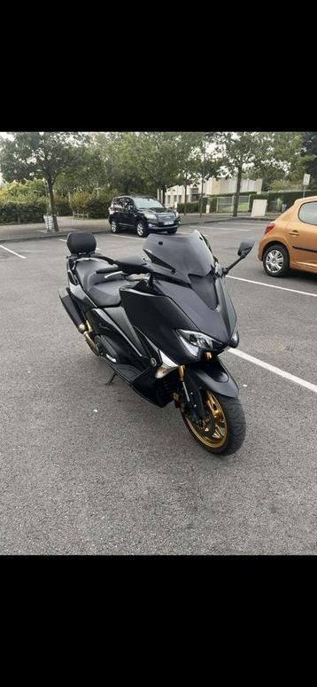 TMAX DX 2017 FULL OPTIONS  beschikbaar voor biedingen