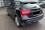 Mercedes-Benz GLA-Klasse 180 AMG Line | Panoramisch Dak | Mu, Auto's, Gebruikt, Euro 6, 4 cilinders, Zwart