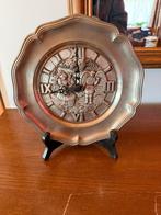 Horloge en étain avec support, Ophalen