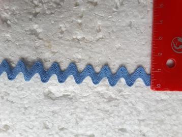ruban serpentine zig zag 12 mm bleu moyen GS1255, Enlèvement ou Envoi, Neuf