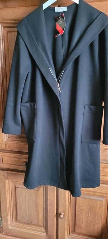 Manteau disponible aux enchères