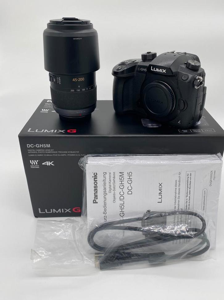 Panasonic GH5 + LUMIX 45-200 + DMW-BGGH5 Grip + accessories, Audio, Tv en Foto, Fotocamera's Digitaal, Zo goed als nieuw, Ophalen