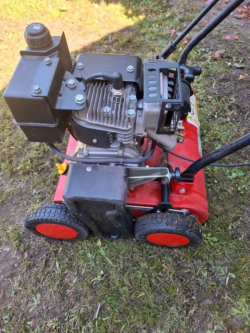 verticuteermachine, Tuin en Terras, Verticuteermachines, Zo goed als nieuw, Benzine, Ophalen